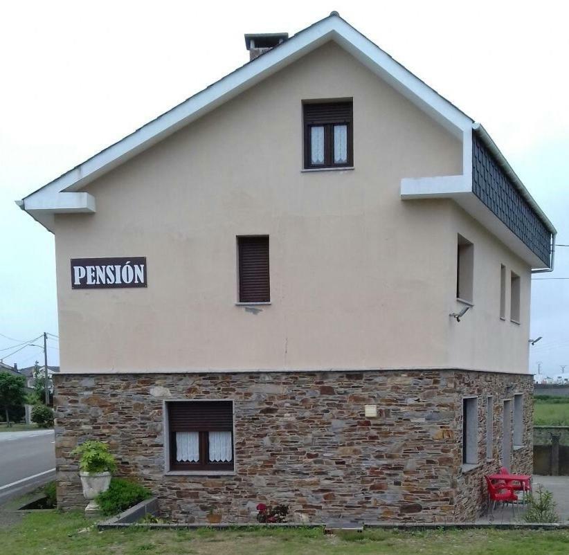 Pension Las Catedrales Hotel Ribadeo Exterior foto